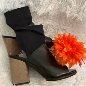 Coclico $435 Black Daus Peep-Toe Booties Size 37.5